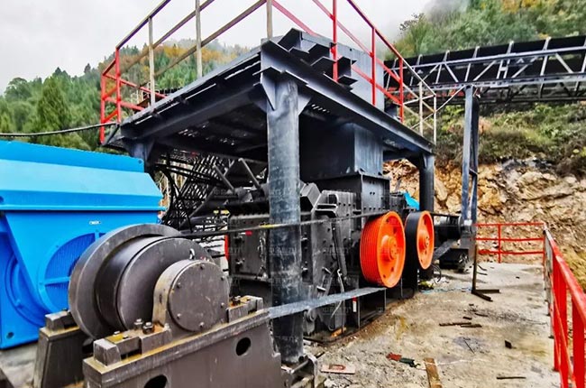 四川省巴中市DLZSJ1416雙轉(zhuǎn)子制砂機(jī)