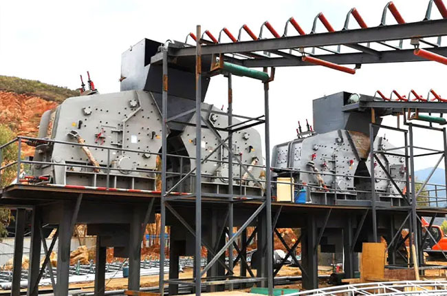 反擊破碎機(jī)使用現(xiàn)場