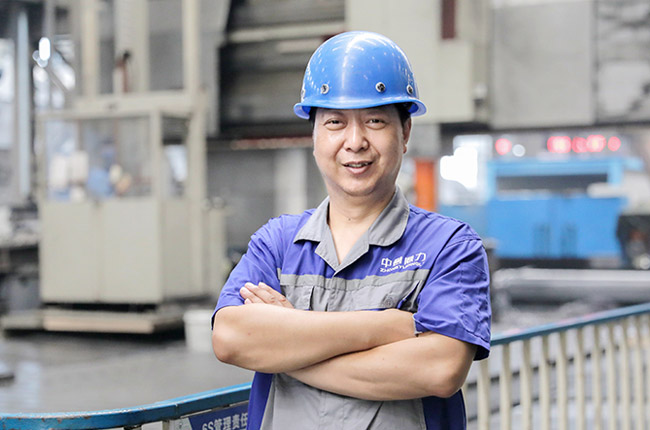 中譽鼎力設(shè)備保障部副部長高永利