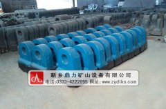 錘破碎石機(jī)主要包括哪些設(shè)備類型及的零部件在設(shè)備運(yùn)行中的作用? /chuipo/1725.html