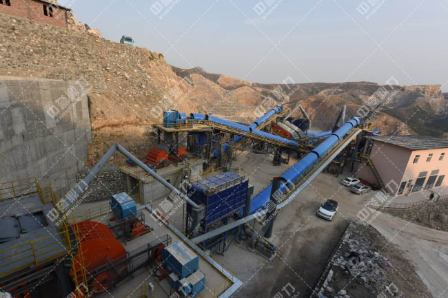 中譽(yù)鼎力單段錘式破碎機(jī)在衛(wèi)輝市春江水泥生產(chǎn)線的應(yīng)用