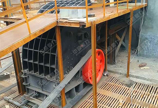 �Nʽ����C(j��)��ʯ�ϏS�İ��b�F(xi��n)��(ch��ng)