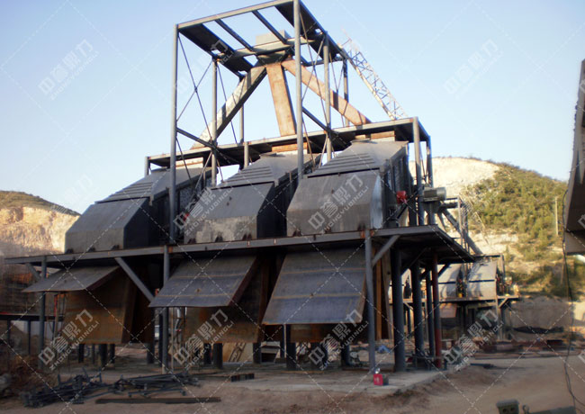 ɽ��º���h(yu��n)�|��ʯ�S�r(sh��)�a(ch��n)1200��ʯ�����a(ch��n)��