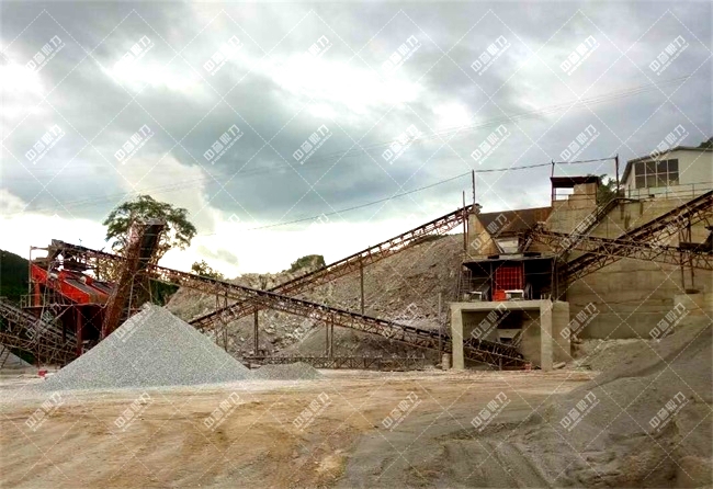 小型石子生產(chǎn)線現(xiàn)場(chǎng)