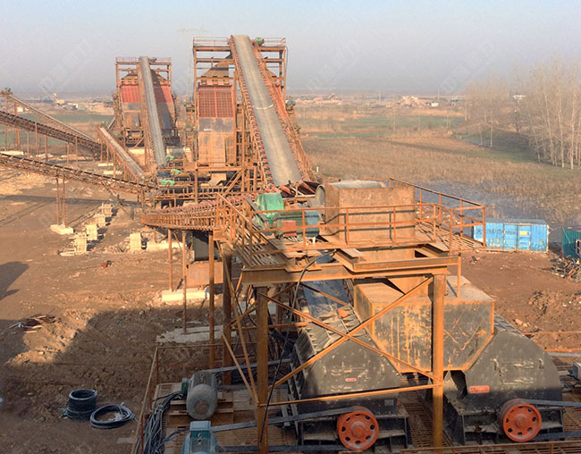 時產(chǎn)300噸石料生產(chǎn)線設(shè)備