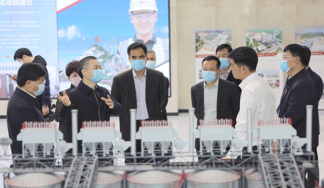 ���l(xi��ng)�и����L(zh��ng)��ռ���W�R���u(y��)����ҕ���{(di��o)��