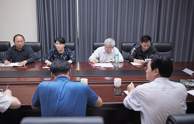 ���l(xi��ng)�й��žּ����l(xi��ng)�I(y��)���g(sh��)�W(xu��)Ժ��(d��o)�W�R���u(y��)��������У�����