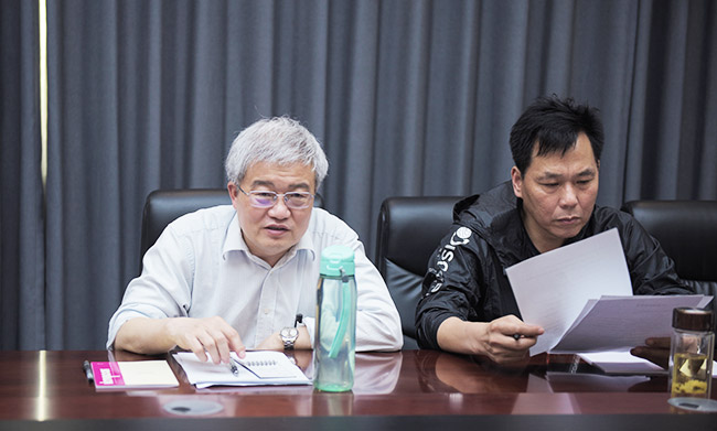 ���l(xi��ng)�й��žּ����l(xi��ng)�I(y��)���g(sh��)�W(xu��)Ժ��(d��o)�W�R���u(y��)��������У�����