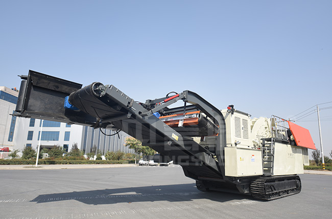 關(guān)于移動重錘破碎機(jī)的生產(chǎn)與搭配 關(guān)于移動重錘破碎機(jī)的生產(chǎn)與搭配