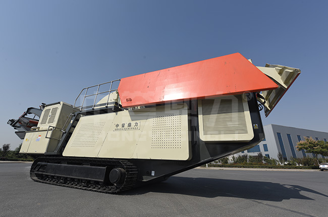 移動(dòng)破碎機(jī)的益以及特點(diǎn)分析 移動(dòng)破碎機(jī)的益以及特點(diǎn)分析