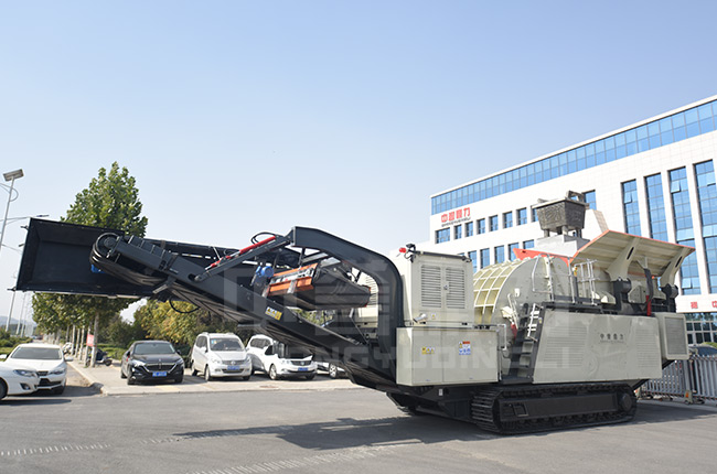 �\Մ�r(sh��)�a(ch��n)200���Ƅ�(d��ng)ʽ����C(j��)�����Xһ�_(t��i)��